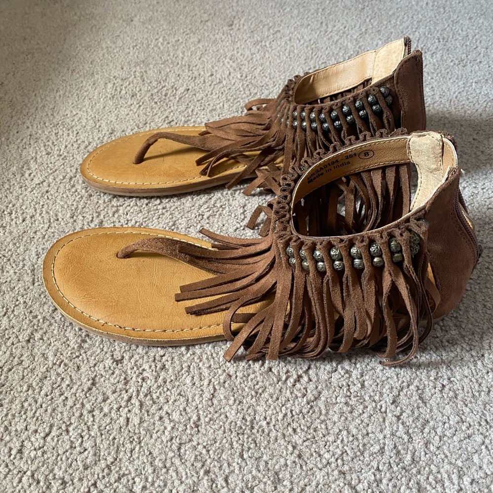 Toe Sandals